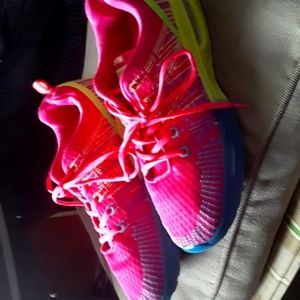 Lady Tennis shoes from Fashion